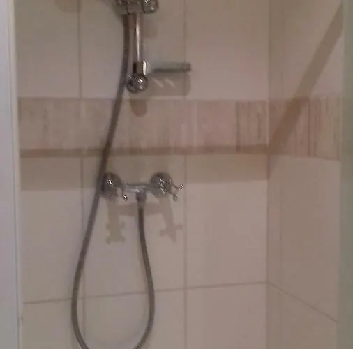 De Thirifays 아파트 시니